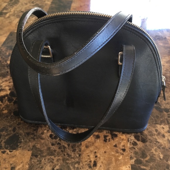 Authentic Coach leather bag πΈππ - Picture 2 of 8